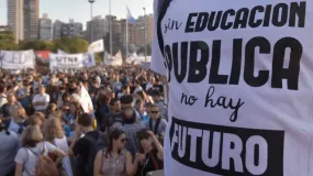 La Justicia ordenó recomponer los sueldos docentes universitarios y reaviva la pelea con el Gobierno