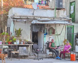 La baja de la pobreza que desató dudas y cruces entre economistas