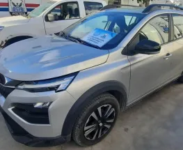 Cayó un auto de alta gama con papeles truchos y numeración borrada