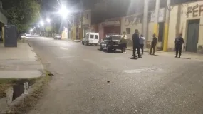 Una moto y un Fiat Duna protagonizaron un fuerte impacto en Albardón