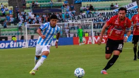Racing no levanta cabeza y volvió a dejar puntos en Venezuela