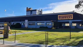 Pirelli frena parte de su producción por la baja de ventas