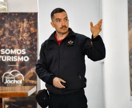 Vecinos y comerciantes de Jáchal se capacitaron para actuar ante incendios