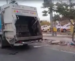Impactante choque en una esquina clave de Concepción dejó a un motociclista herida