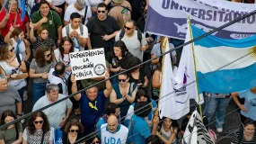 El Ejecutivo acelera gestiones con las universidades mientras la Corte define el caso