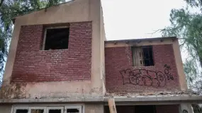 Movimientos en la misteriosa "Casa de la Tejedora" reavivan las dudas sobre su destino
