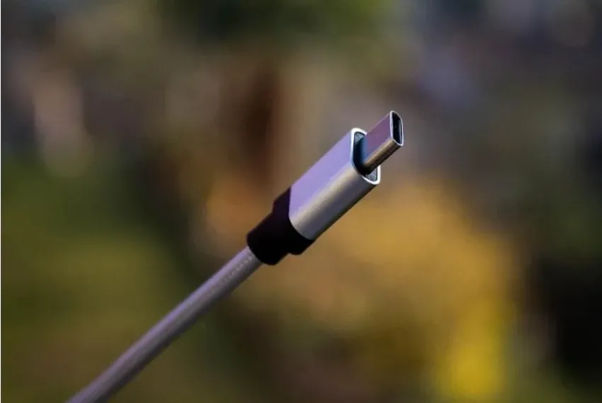 Este cable USB-C a Lightning puede robar tus datos