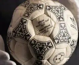 Sale a remate la pelota más famosa de México 86 y puede romper todos los récords