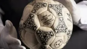 Sale a remate la pelota más famosa de México 86 y puede romper todos los récords