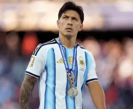 Lisandro Martínez salió con los tapones de punta después de la final: "La felicidad de los mediocres"