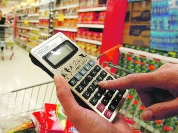 Indec mete mano en la inflación: ahora incluyen Netflix y celulares en la lista