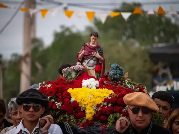 Lanzan una rifa con premios en efectivo para seguir levantando el templo de San Expedito