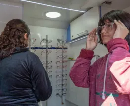 Sigue una semana más el operativo de anteojos para chicos y adolescentes en Capital
