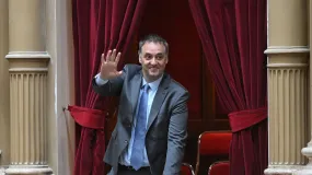 Diputados ajusta la jugada para recibir a Adorni y el recinto promete tensión