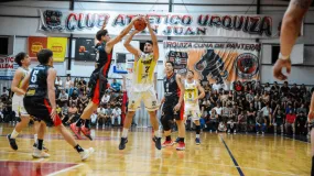 Urquiza quiere hacerse fuerte ante El Ceibo en una noche brava