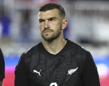 Riestra se mueve por la figura viral de Tim Payne y sorprende al fútbol argentino