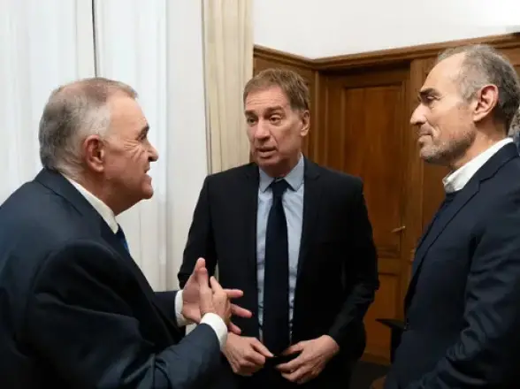 Los gobernadores peronistas aliados le acercan a Milei una jugada para 2027