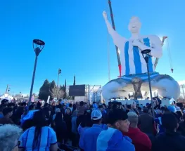 Cutral Co sorprendió con un Messi gigante que ya marca récord
