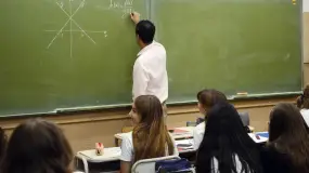 Educación acelera la titularización docente 2026 y prepara atención especial