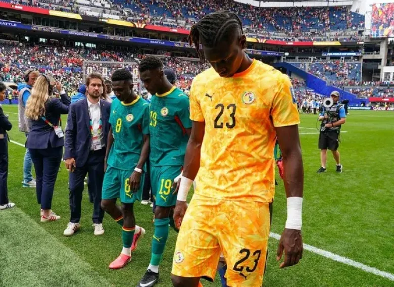 Senegal quedó en el ojo de la tormenta por un insólito error en su delegación
