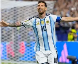 El Gobierno analiza dar asueto para recibir a la Selección tras la definición del Mundial