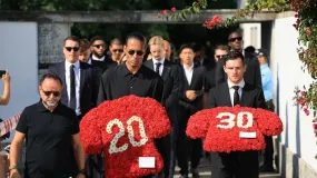 Las imágenes del conmovedor funeral de los futbolistas Diogo Jota y André Silva: la ofrenda de Van Dijk y el gesto de Neves tras jugar el Mundial de Clubes