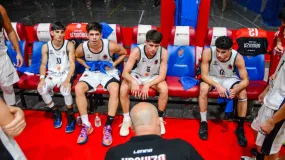 Urquiza va por su primera alegría en casa