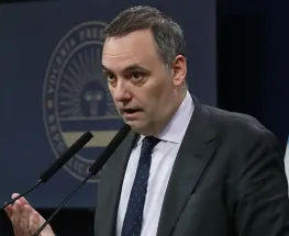 Adorni, en su peor momento: crece el rechazo por el escándalo que sacude al Gobierno