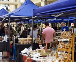 La Feria Agroproductiva vuelve a tomar la Plaza Seca del Centro Cívico