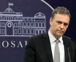 Confirman que Adorni desembolsó cerca de 9.000 dólares en dos hoteles en Aruba