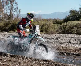 Sisterna y "Puchi" Ontiveros metieron una gran jornada en el Desafío Ruta 40