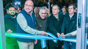 Rivadavia inauguró la cuarta parada de colectivo climatizada en la Universidad Católica de Cuyo