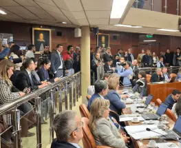Intendentes peronistas se bajaron de la sesión y dejaron expuesto su enojo