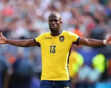 Boca acordó la llegada de Enner Valencia, que viene libre y espera la revisión médica