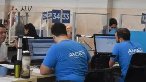 ¡Otra vez avanza el plan de retiros voluntarios en ANSES!