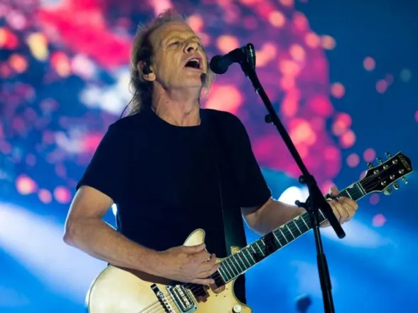 Stevie Young recibió el alta después de estar internado en Buenos Aires