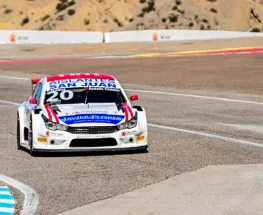 Fabián Flaqué cerró un gran domingo con un segundo puesto en el Top Race
