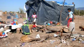 Más de la mitad de las infancias sigue bajo la línea de pobreza en Argentina