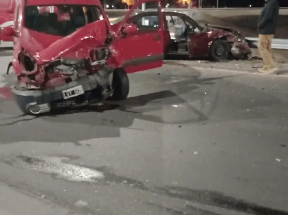 Fuerte choque en Ruta 20 y Balcarce en plena madrugada