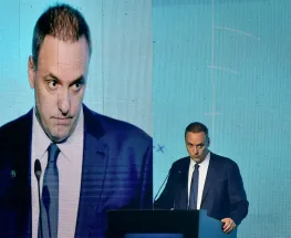 Una diputada fue al juez y reclamó la detención de Manuel Adorni