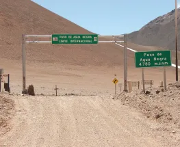 Suspenden el paso de Agua Negra por el temporal en alta montaña