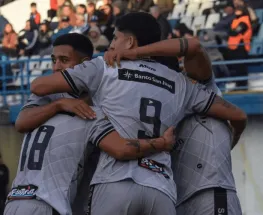 San Martín hizo negocio grande y superó a Almagro en un duelo bravo