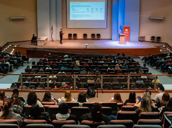Cuentas Claras entró en su tramo decisivo y reunió a cientos de docentes