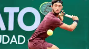 Tirante rompió la mala racha argentina y avanzó en Roland Garros