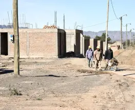 San Juan va por un financiamiento millonario para levantar casas y obras estratégicas