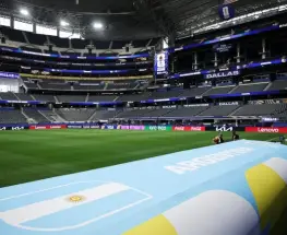 Messi arranca en el banco y Argentina sale con doble punta ante Jordania
