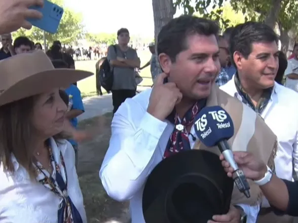 Orrego se sumó a la cabalgata a la Difunta y habló de un Vallecito renovado