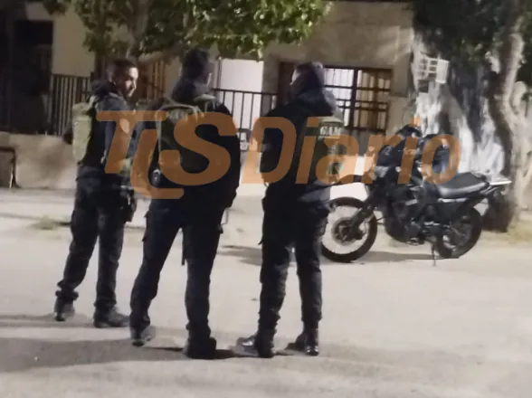 Un aviso por disparos terminó con dos detenidos y un fuerte cruce con la Policía