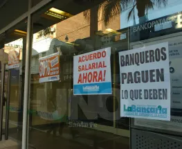 La Bancaria va al paro y puede complicar la salida de billetes en el interior