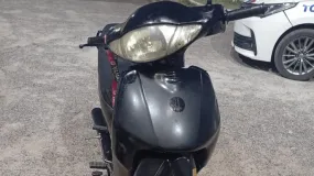 Apareció una moto con patente trucha en medio de otro operativo y se destapó todo en Villa Krause